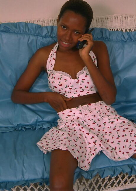 Sexy young Dazy shows big boobies and masturbates 