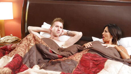 Lovely latin milf Tara Holiday robbing on huge dick and takes a cum shot 